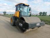 Продаётся Грунтовой каток JCB