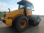 Продаётся Грунтовой каток JCB