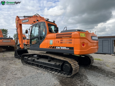 Гусеничные экскаваторы DOOSAN DX 225 LCA, Москва