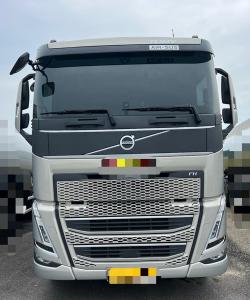 Бензовозы Volvo FH16, Владивосток