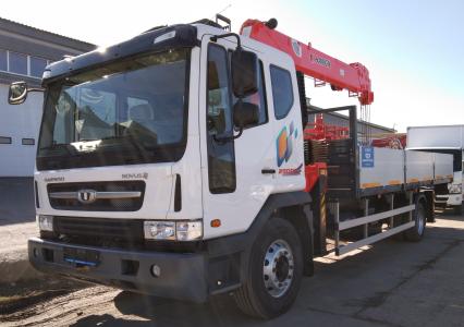 Грузовик бортовой с КМУ Hangil 756 г/п 7,5 тонн на шасси Daewoo Novus CH7CA 4х2