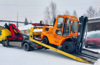 Перевозим различную технику на низкорамных эвакуаторах или траллах