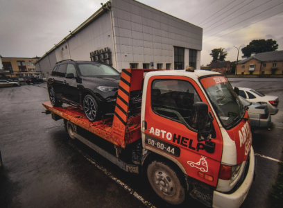 Эвакуация легкового автомобиля